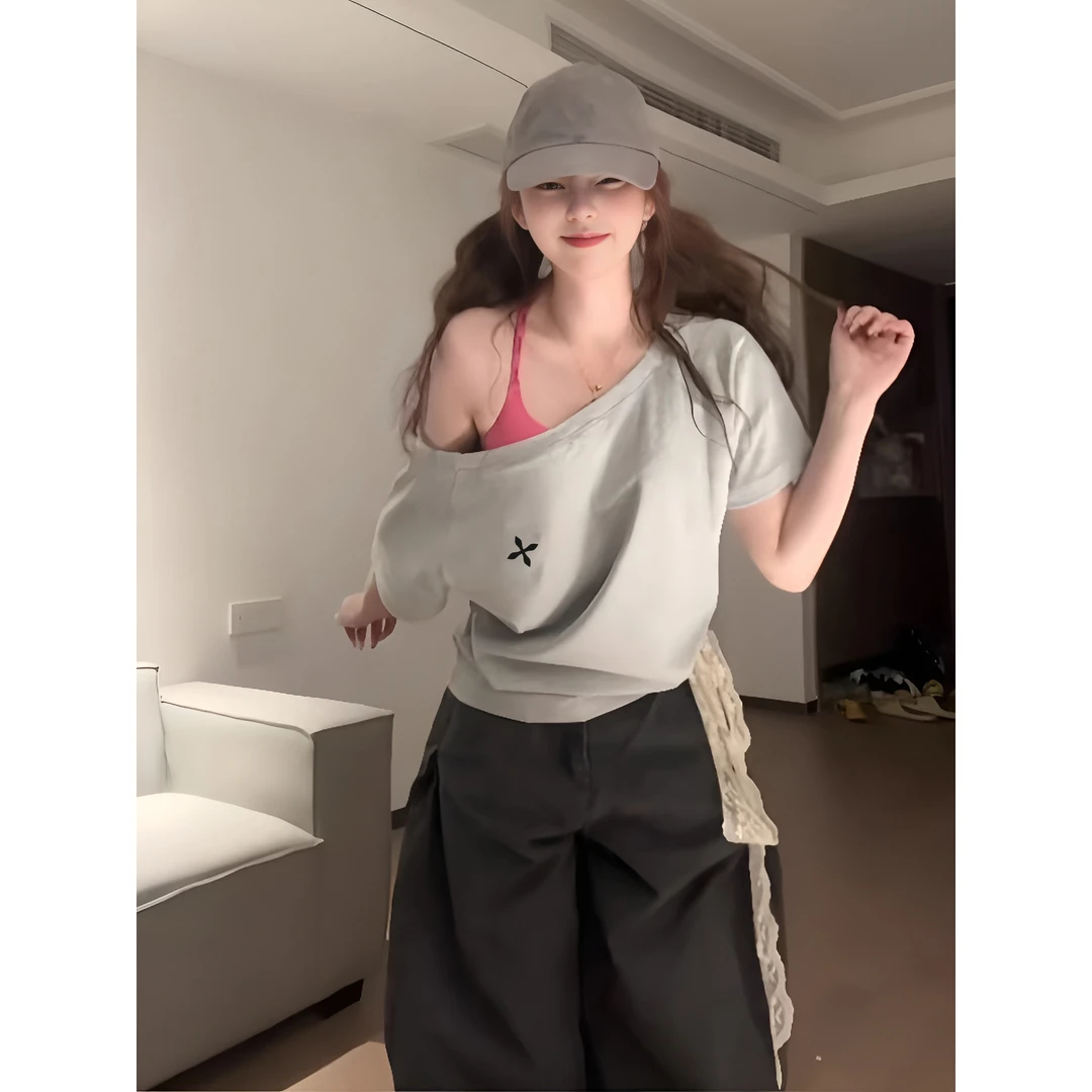 新款夏季露肩短袖t恤女宽松显瘦一字肩时尚设计感穿搭慵懒风上衣