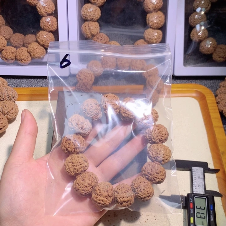 吊坠文玩核桃装**狗6？yhhjjkkk