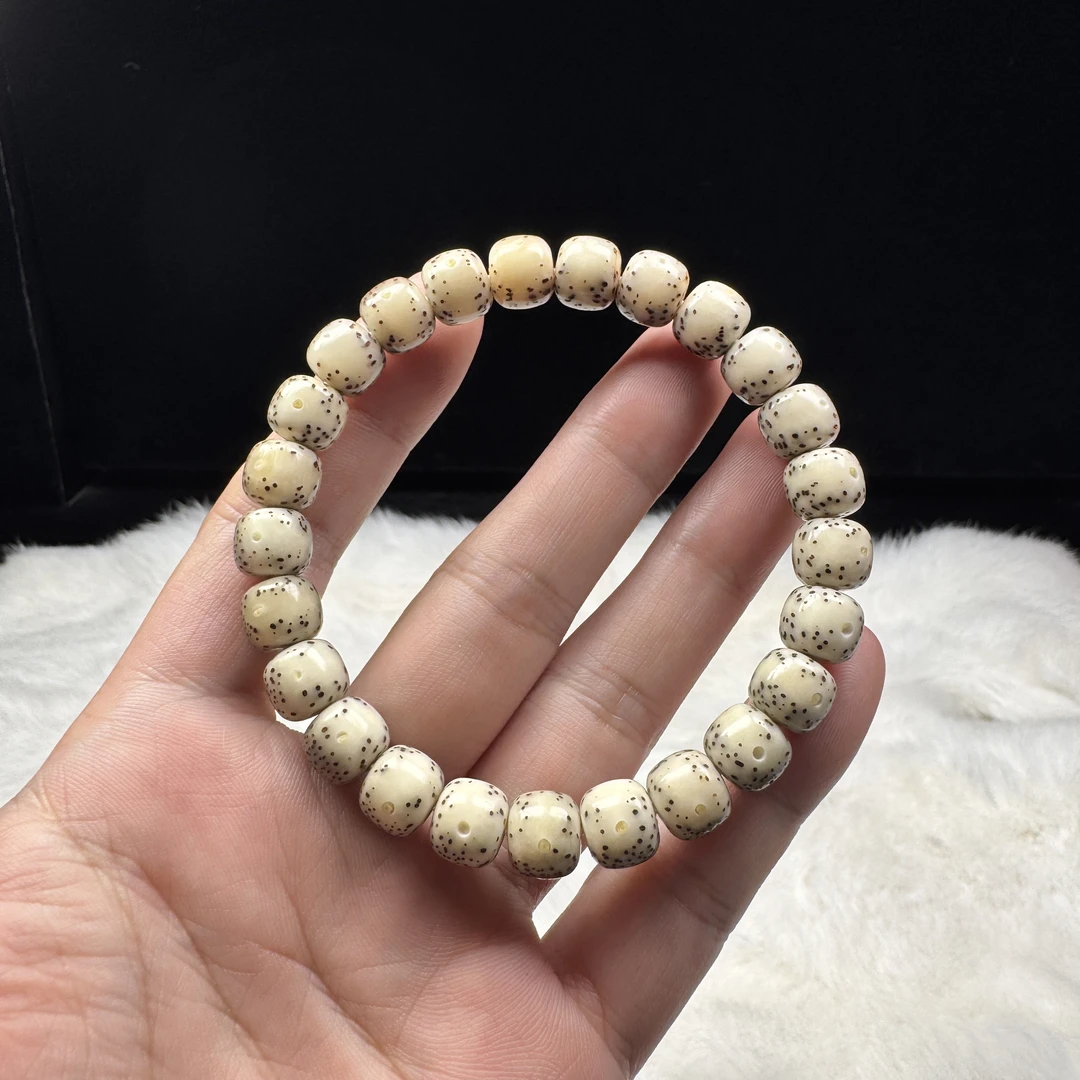 星月菩提石玉糯冰9x8老型大留白单圈手串一物一图