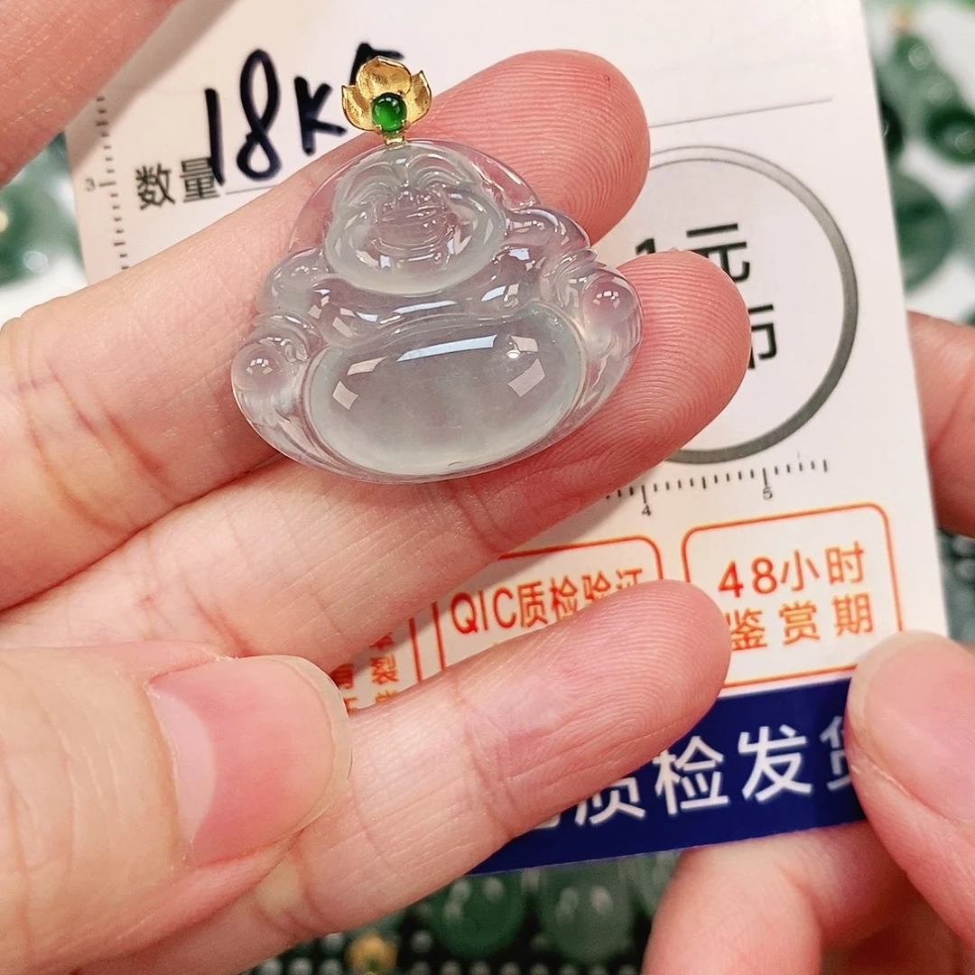 翡翠颈饰18K金镶嵌吊坠