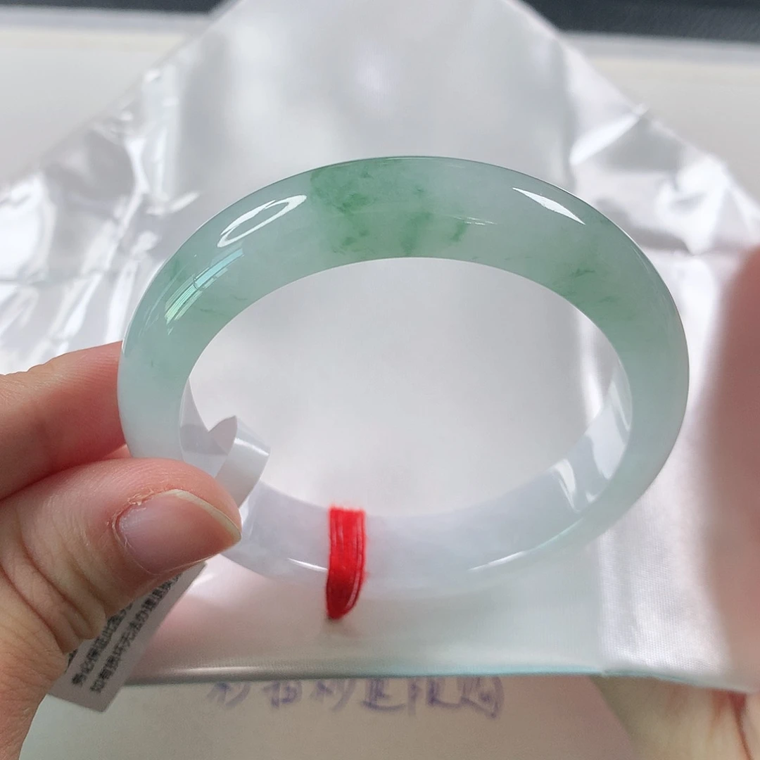 未镶嵌手镯翡翠179