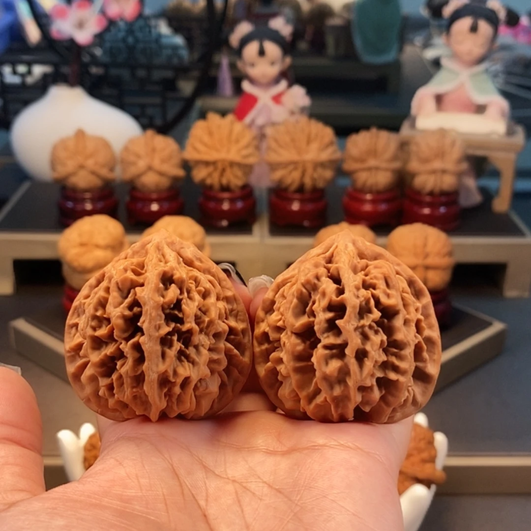 文玩核桃把件45状元冠，58.8克