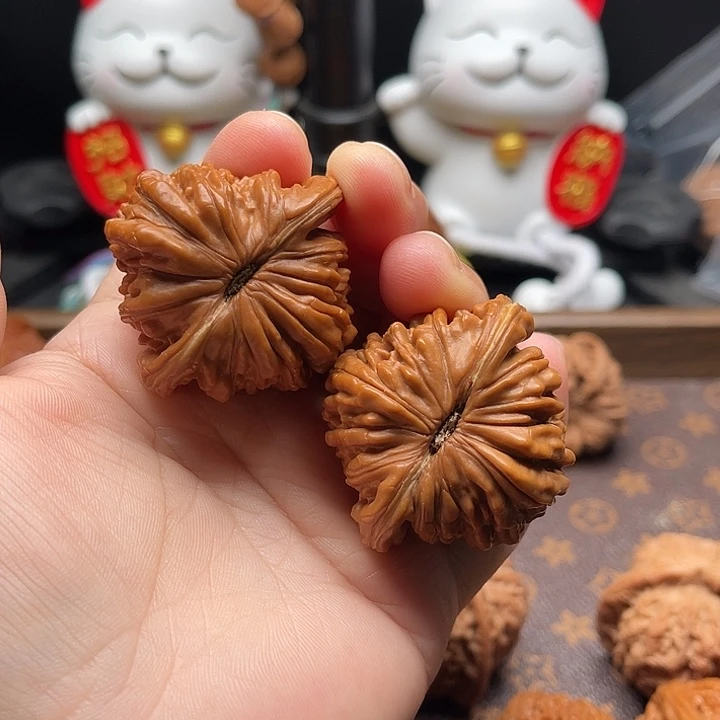 把件桃核四座楼44全品