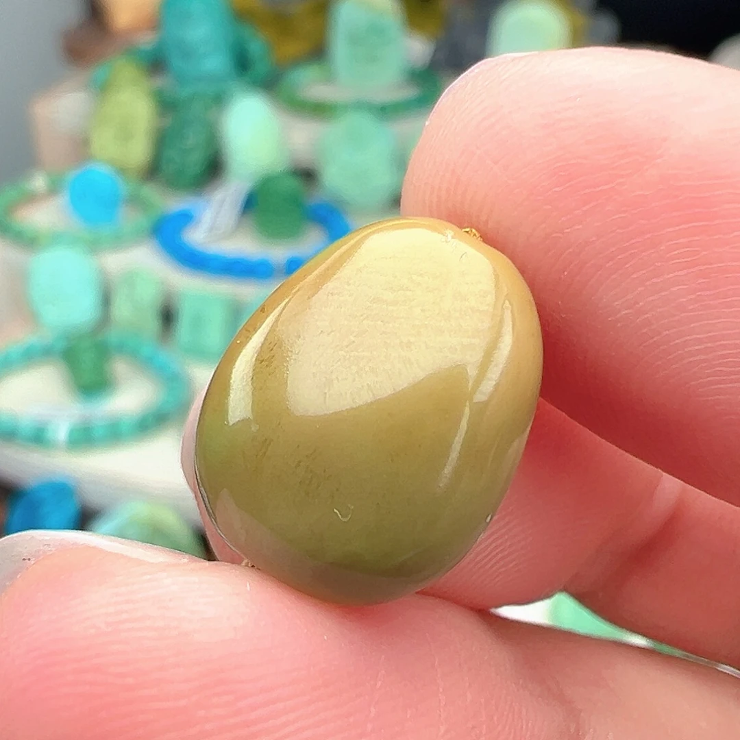 绿松石未镶嵌主播万珍