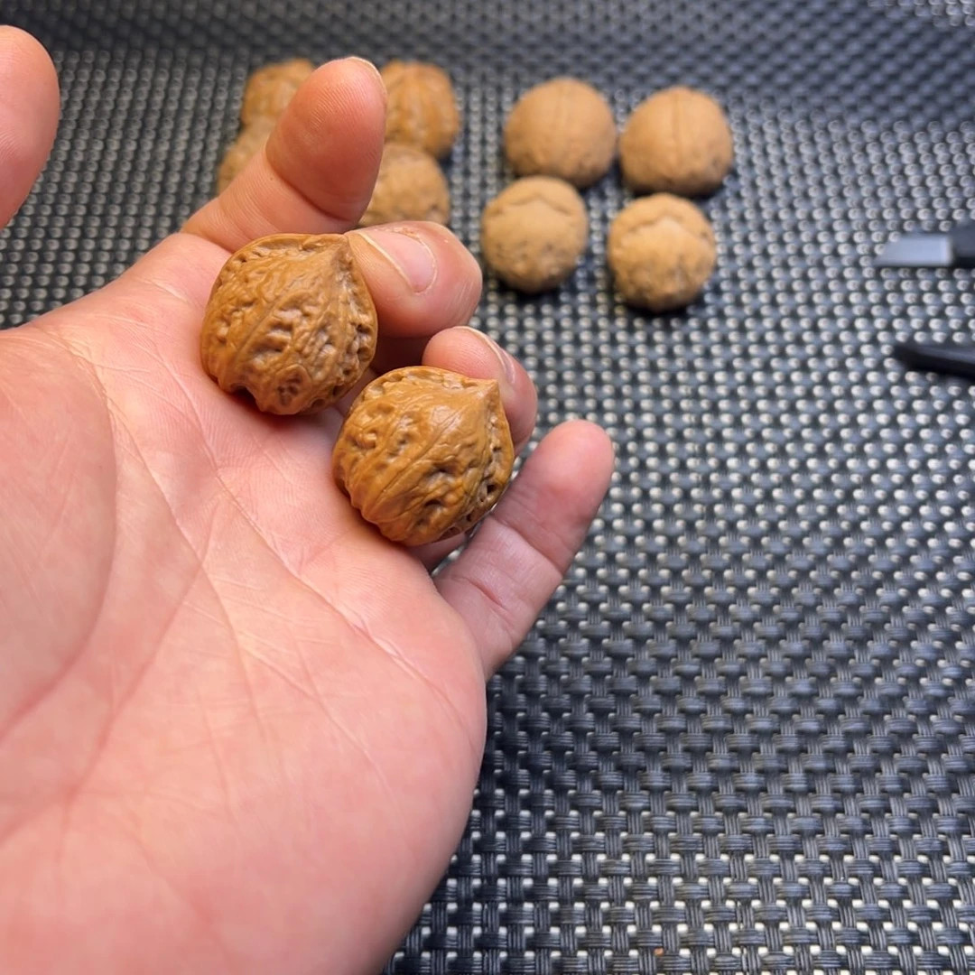 文玩核桃把件公子帽