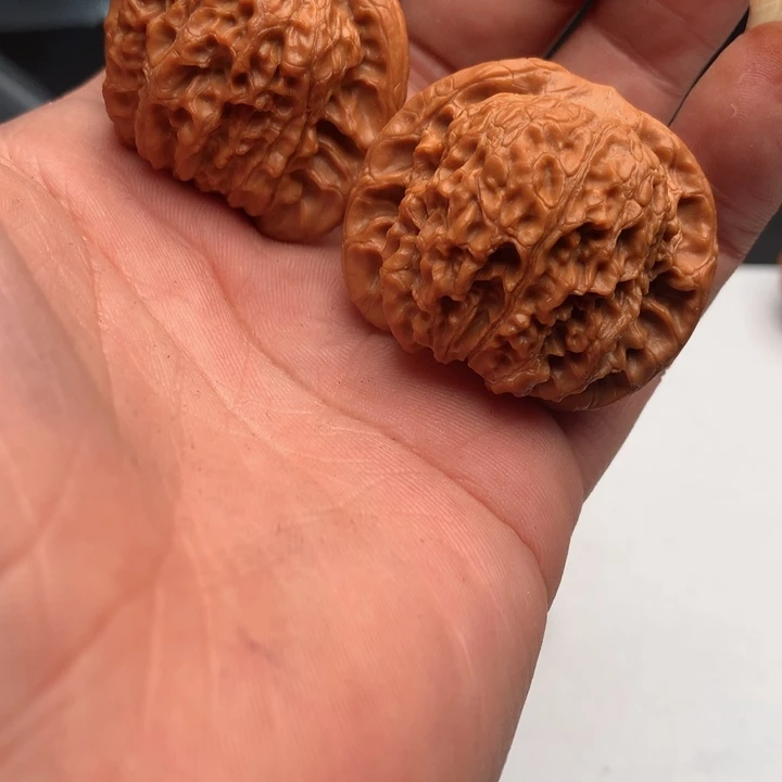 H***e文玩核桃吊坠我也