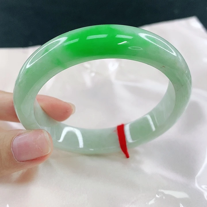 翡翠未镶嵌手镯圈55.6，54023