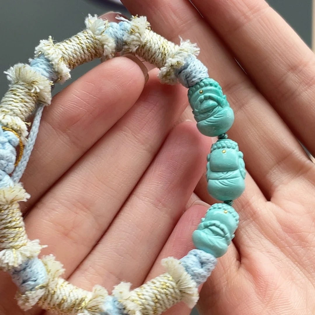 绿松石未镶嵌颈饰