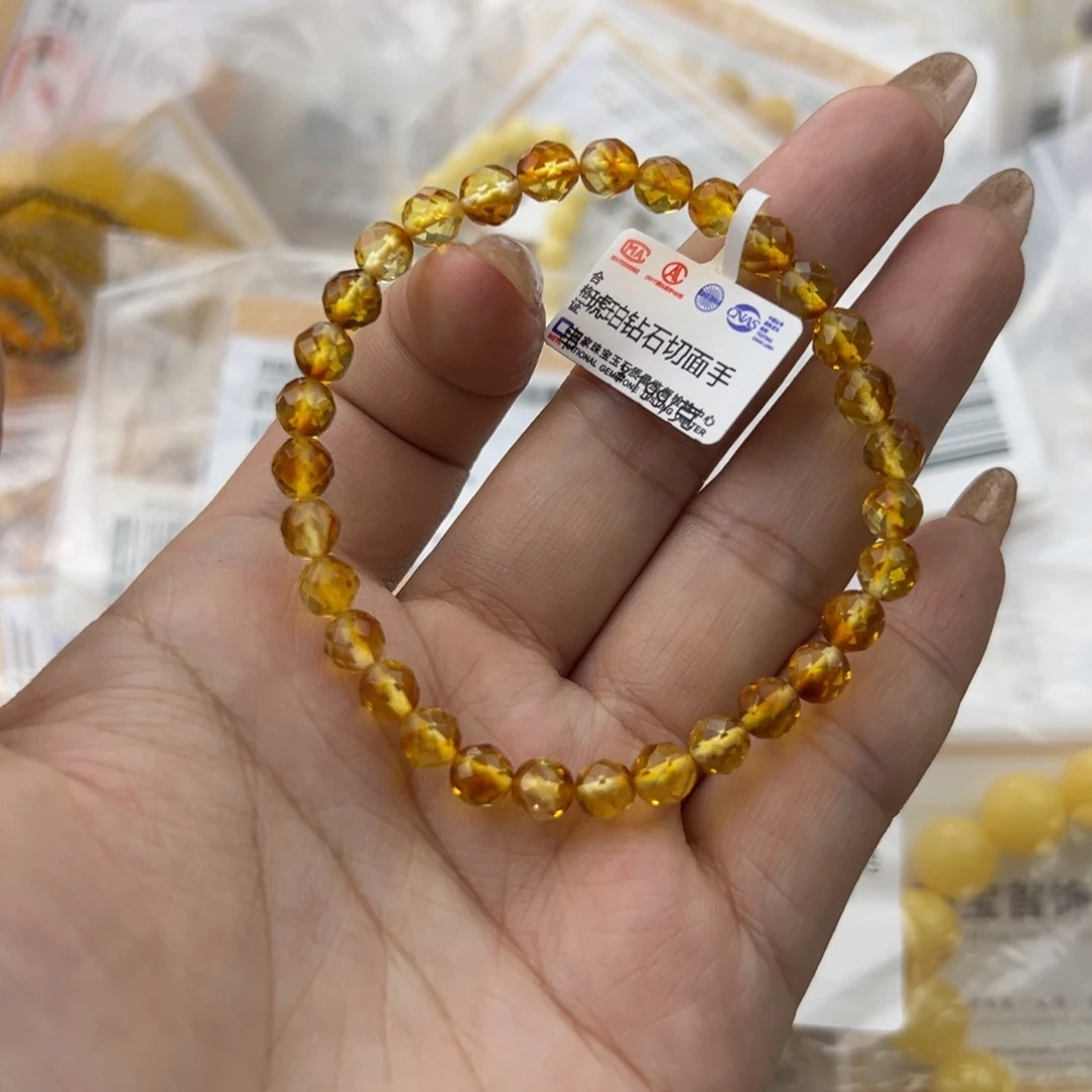 琥珀珠宝奇石未镶嵌