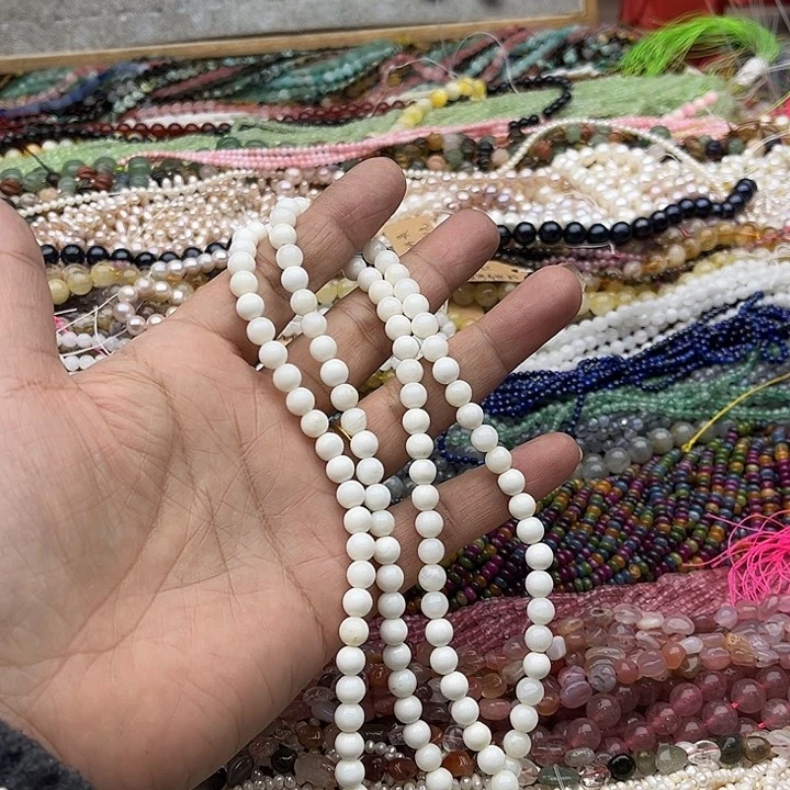 玛瑙/玉髓珠宝半成品未镶嵌一条6mm白贝壳