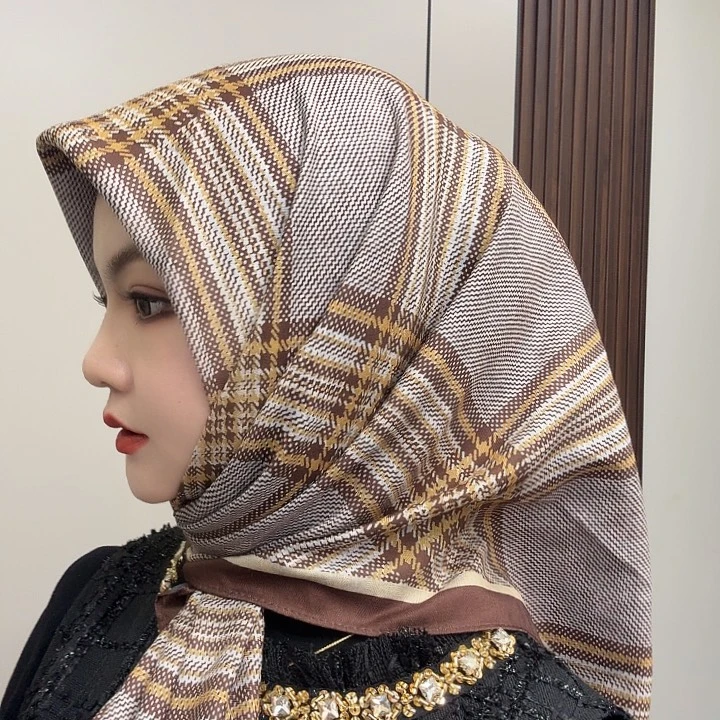 三醋酯纤维格子双面方巾