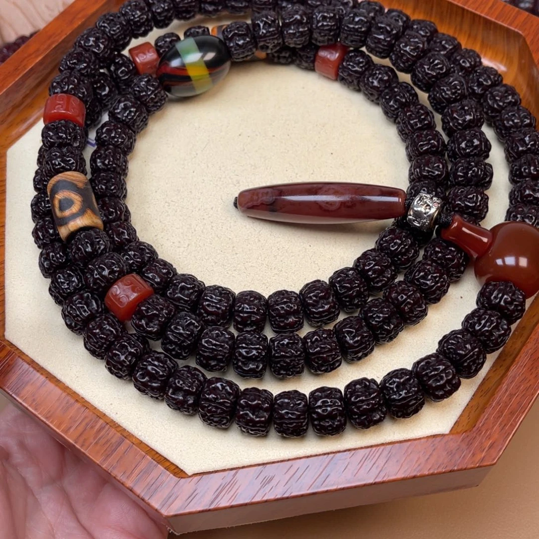 磊***哥吊坠金刚菩提金刚