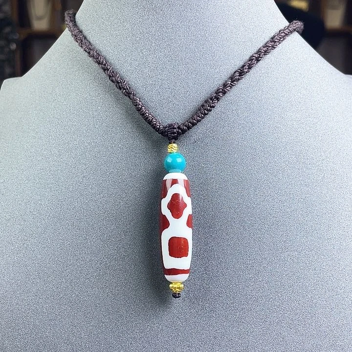 玛瑙/玉髓颈饰合金