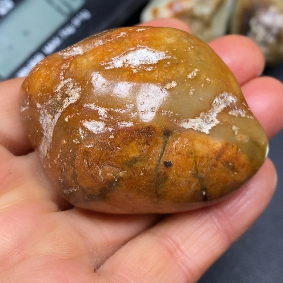 和田玉未镶嵌珠宝奇石