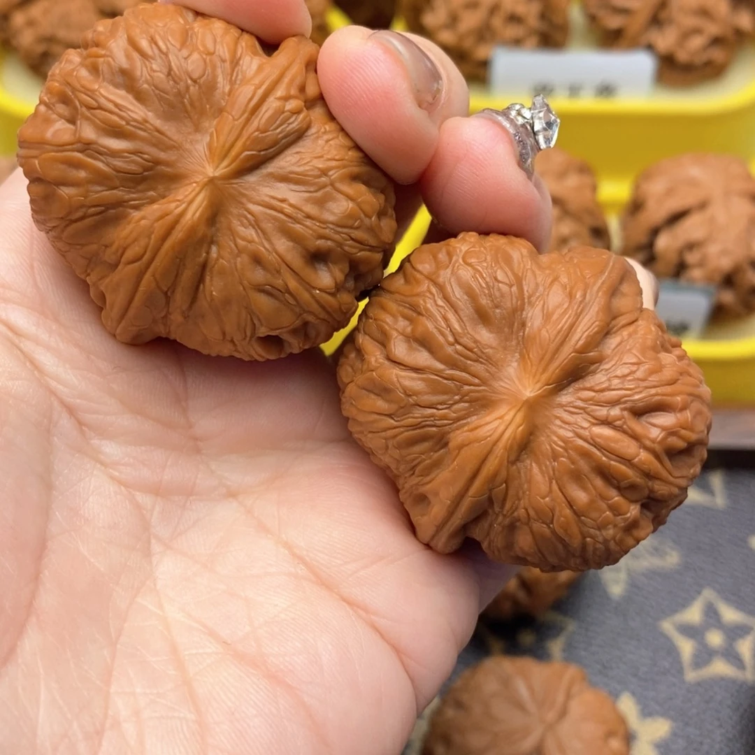 文玩核桃把件42尺元宝三棱