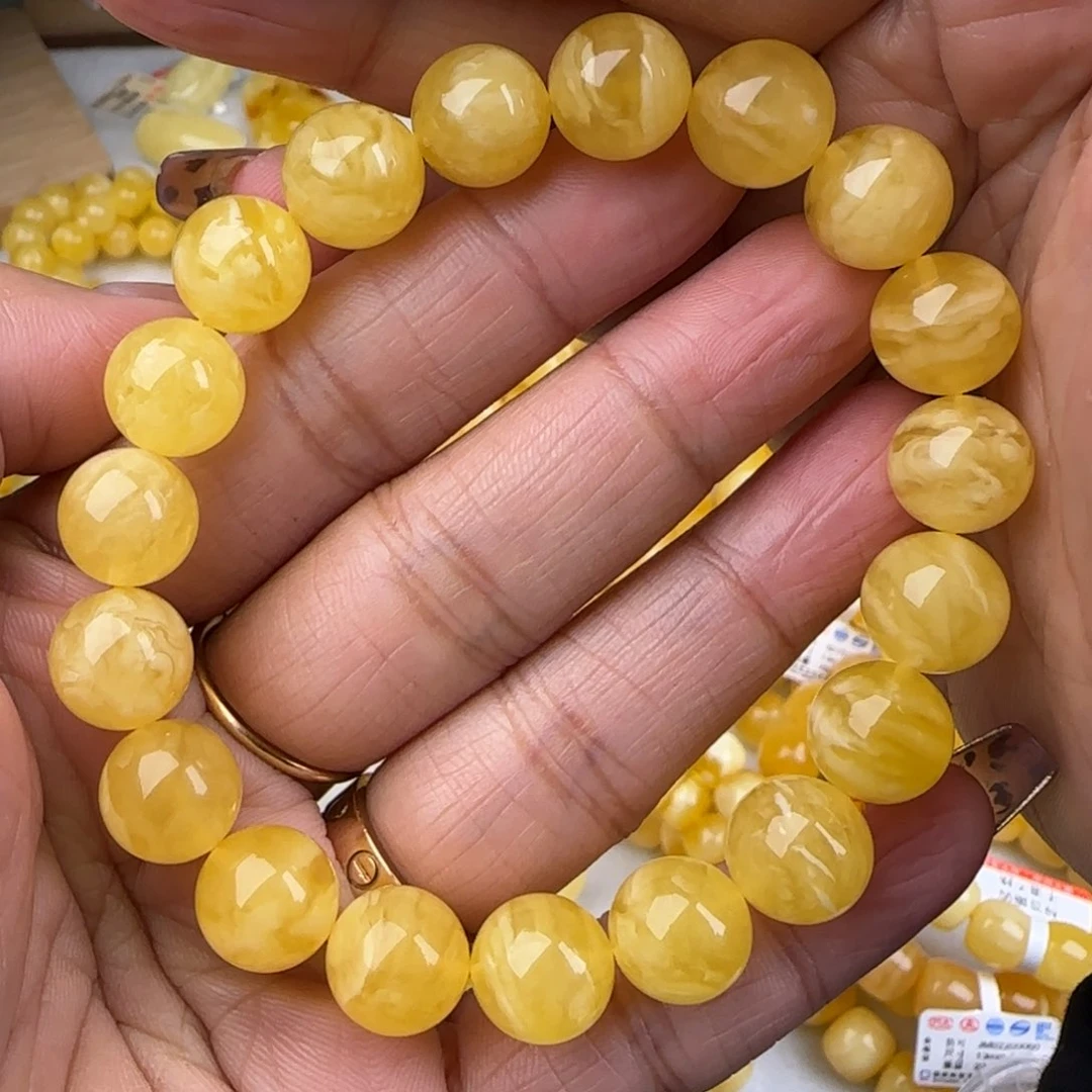 蜜蜡手链未镶嵌鸡油黄圆珠手串