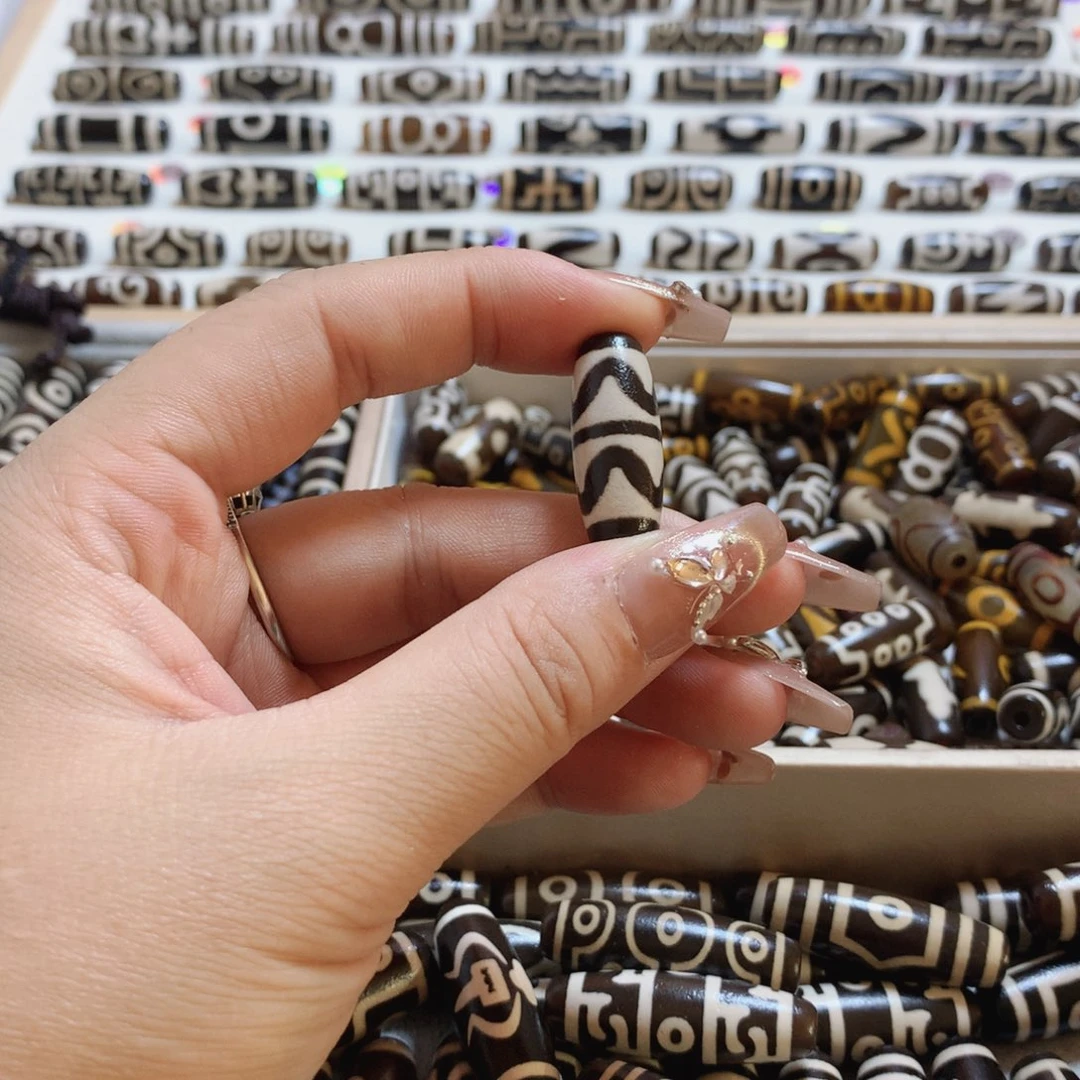 未镶嵌颈饰玛瑙/玉髓