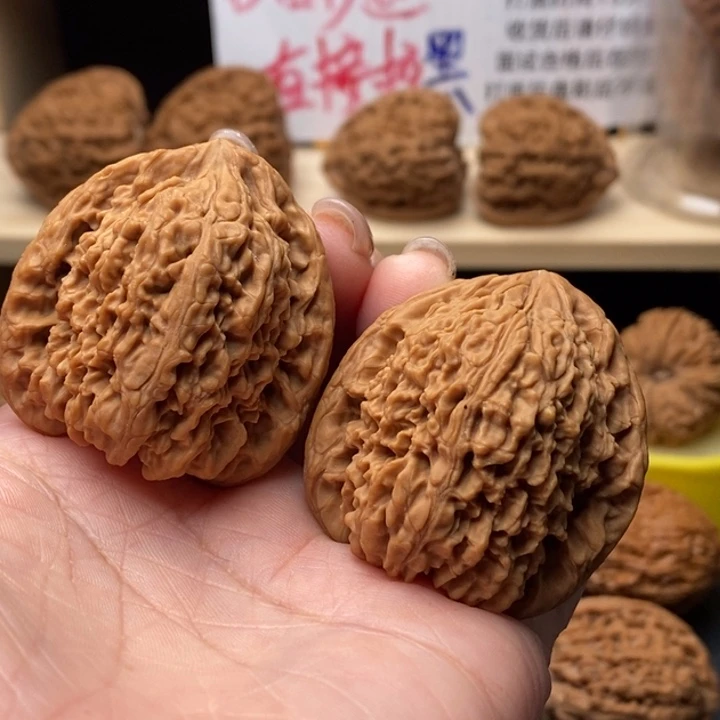 文玩核桃吊坠东*小凹底老疆高炮0861