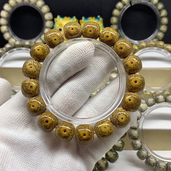 星月菩提手串1号 鸡油黄月留白小细星无烟花13/14