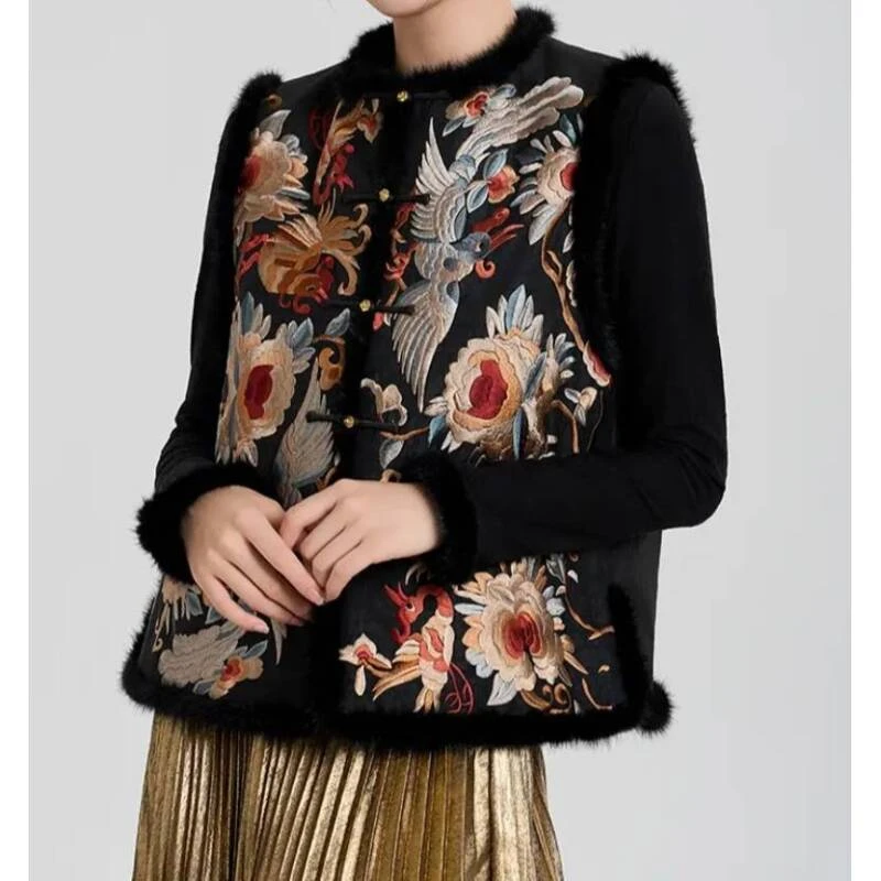 璇子-【凤求凰】新中式重工刺绣立领夹棉马甲外套2024D0910