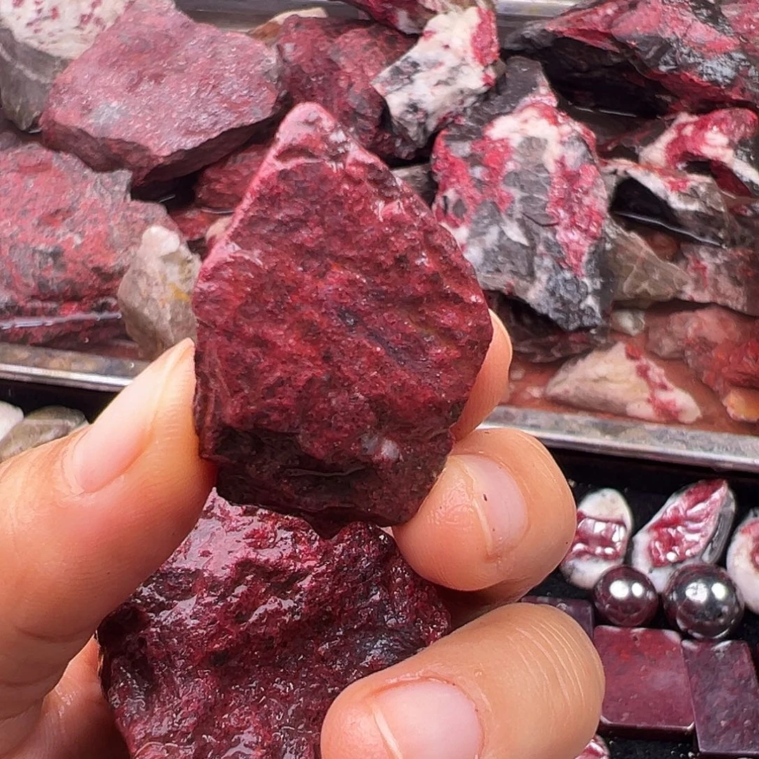 也***也天然辰砂天然原矿朱砂