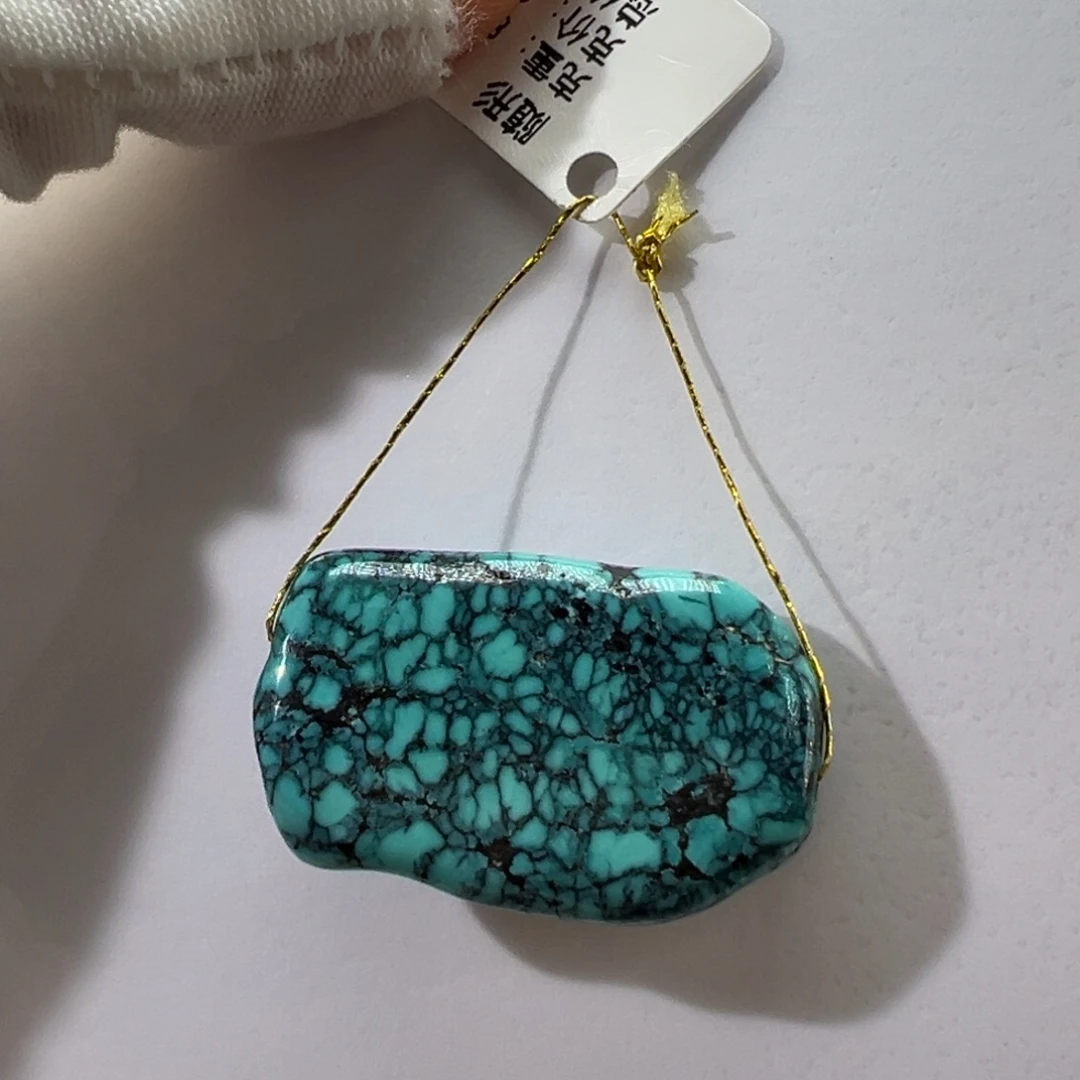 绿松石未镶嵌挂件