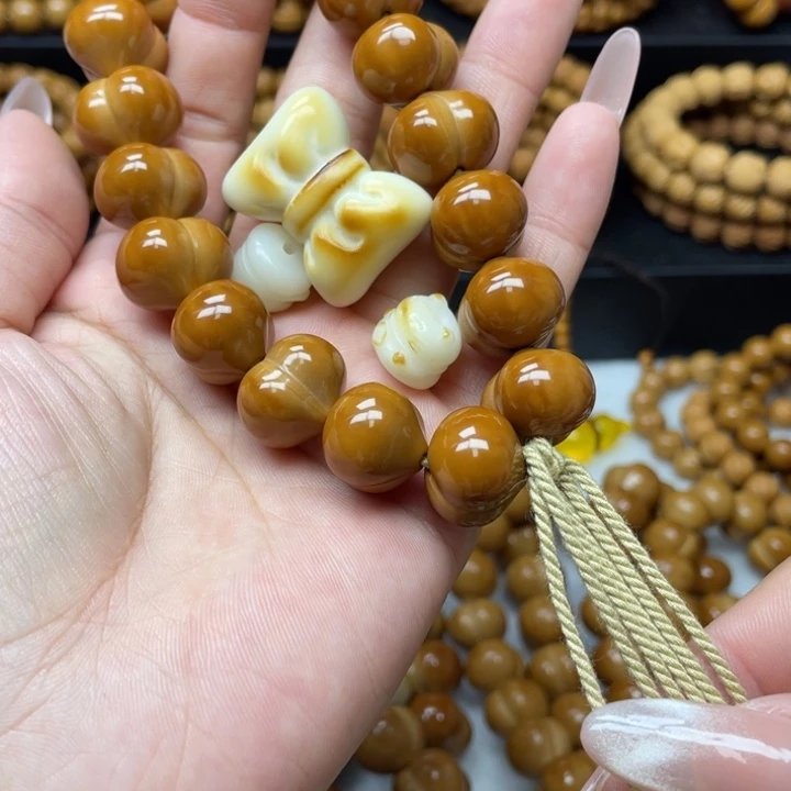 秋***人猴头核桃吊坠全品16小➕柯基屁桃