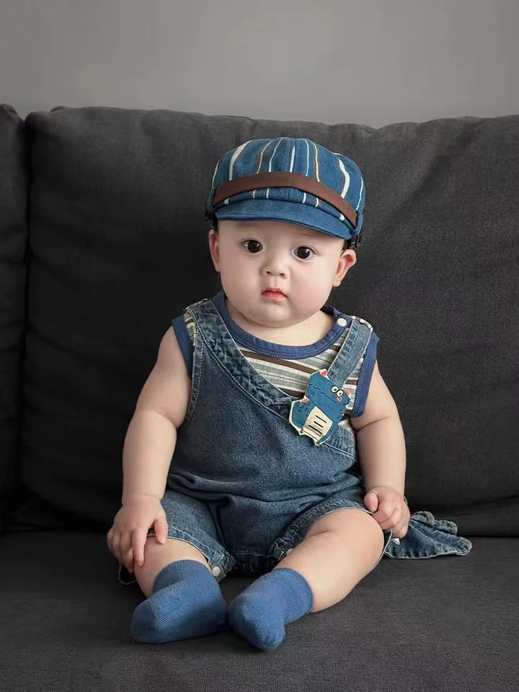 小月龄洋气小套装夏季男宝宝衣服夏装超萌可爱婴儿背心牛仔背带裤