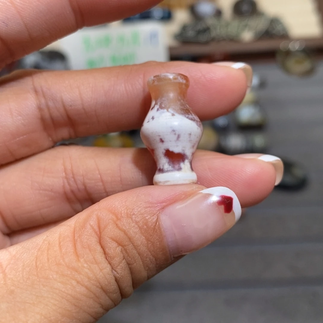巴***啦玛瑙/玉髓未镶嵌手链