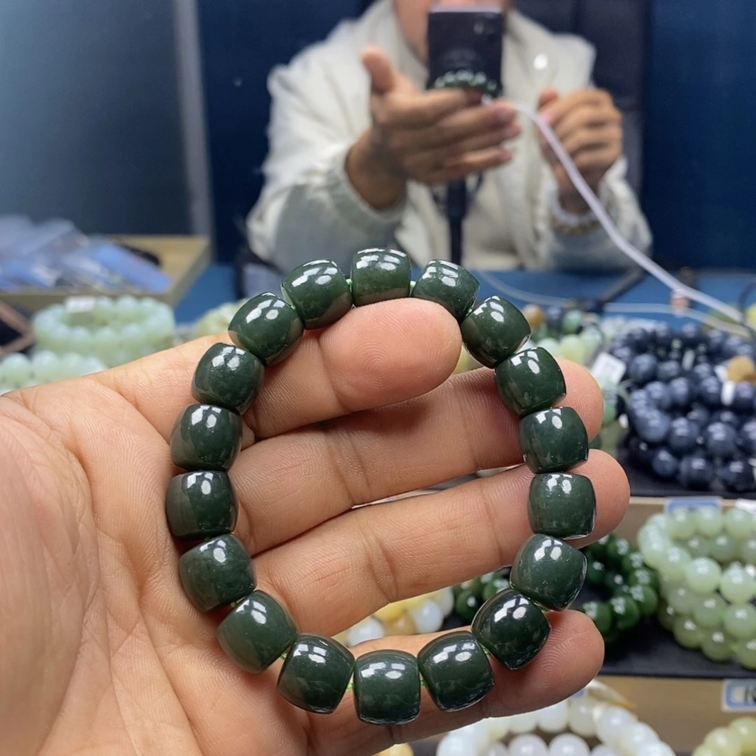 和田玉未镶嵌手链