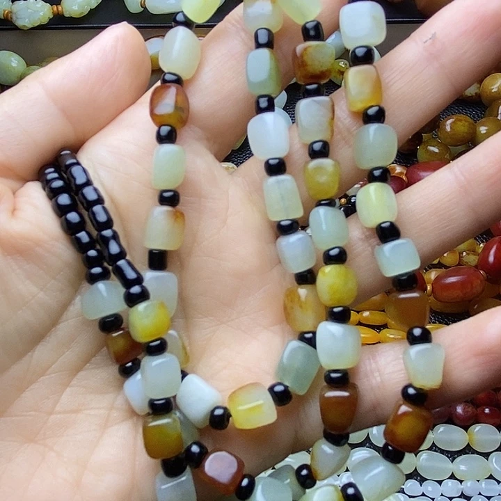 未镶嵌手链和田玉关**姐