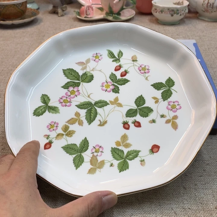 金瓷阁家的美丽瓷器