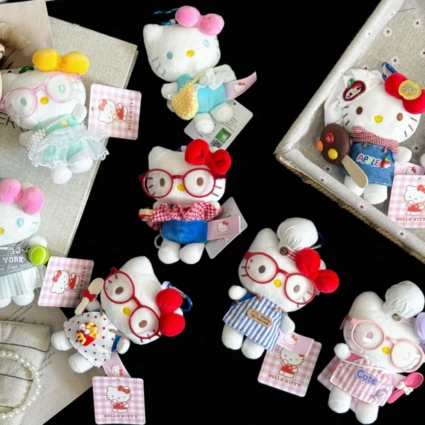 正版hellokitty三丽鸥sanrio包包挂件毛绒公仔钥匙扣书包挂饰玩偶