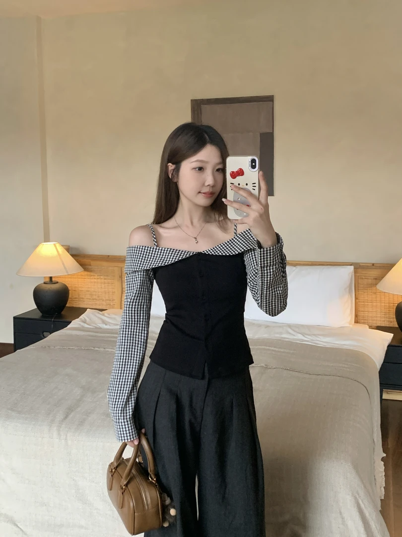 大码胖MM秋季新款假两件格子拼接露肩长袖一字肩修身上衣5315