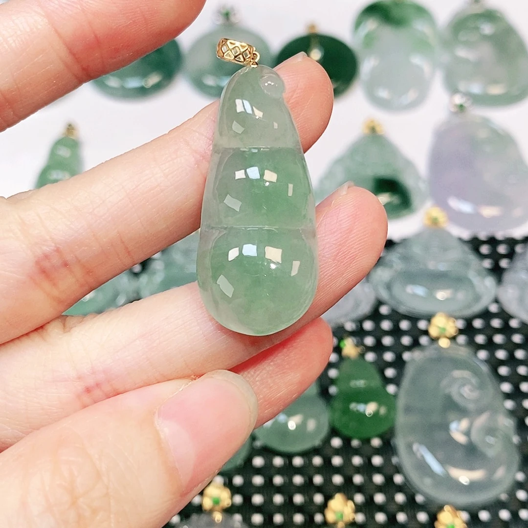 吊坠(不含链)18K金镶嵌翡翠