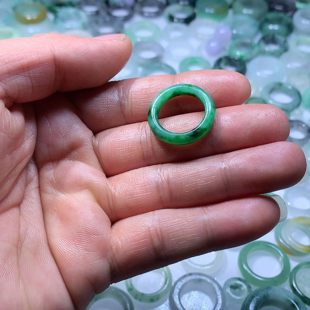 定制翡翠未镶嵌靖*