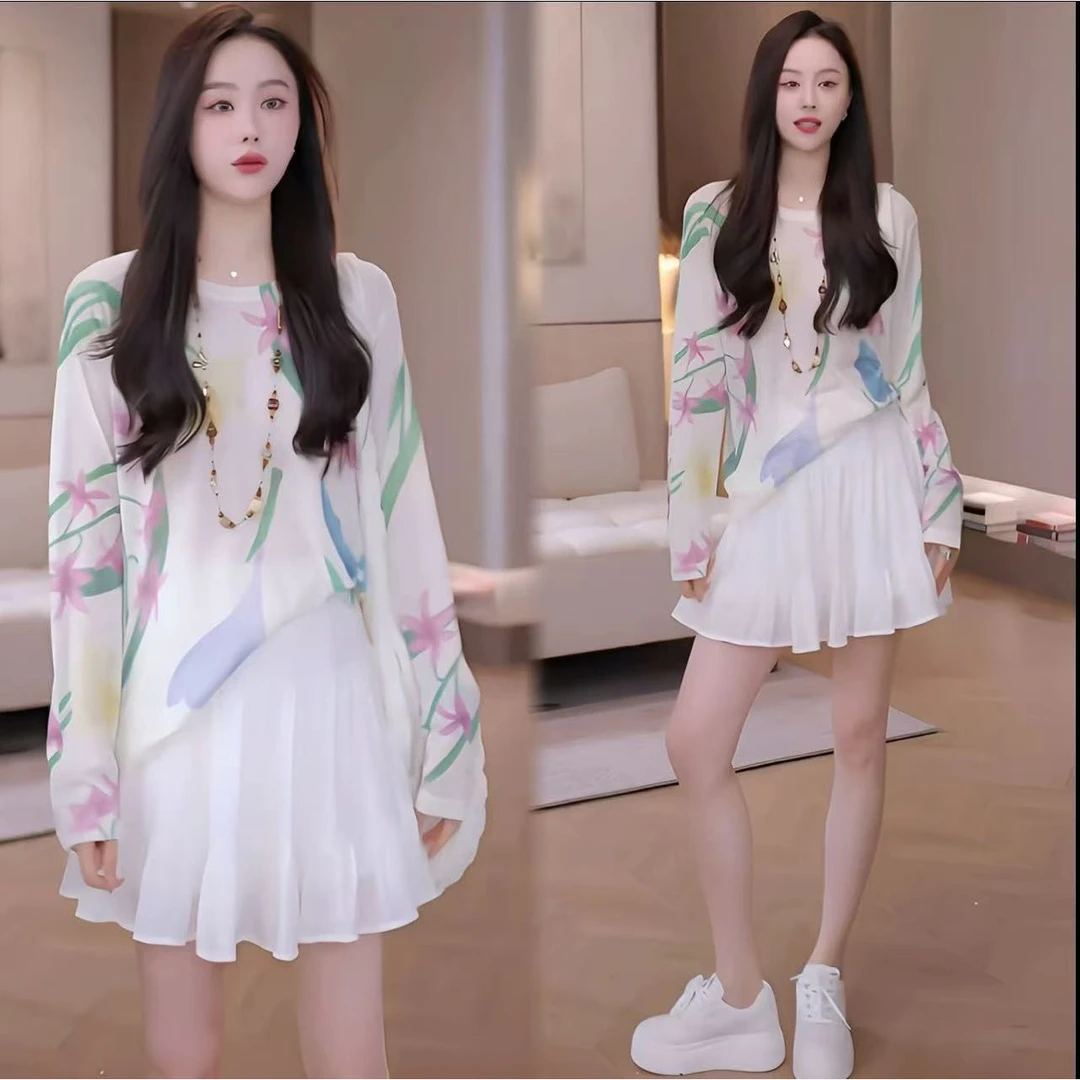 2025女士夏季洋气新款出游穿搭防晒长袖上衣百搭蛋糕裙裤气质套装