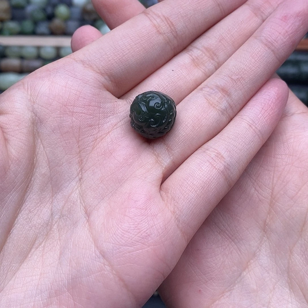 @***！和田玉未镶嵌珠宝半成品