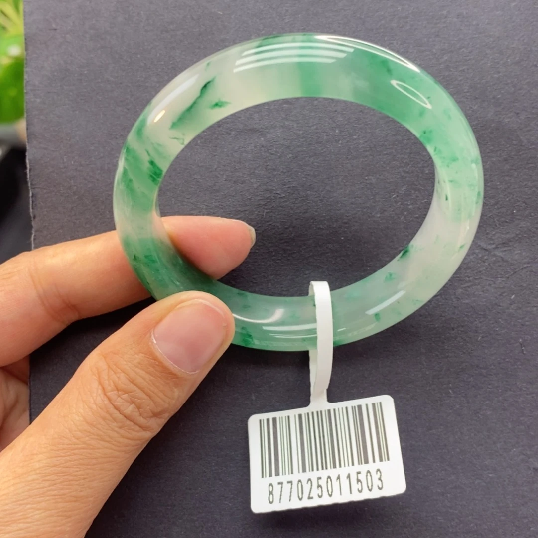 石英质玉手镯未镶嵌阿*