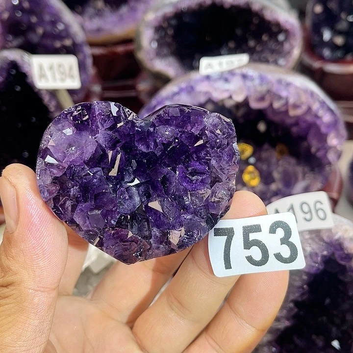 未镶嵌水晶大型摆件（非配饰）紫水晶