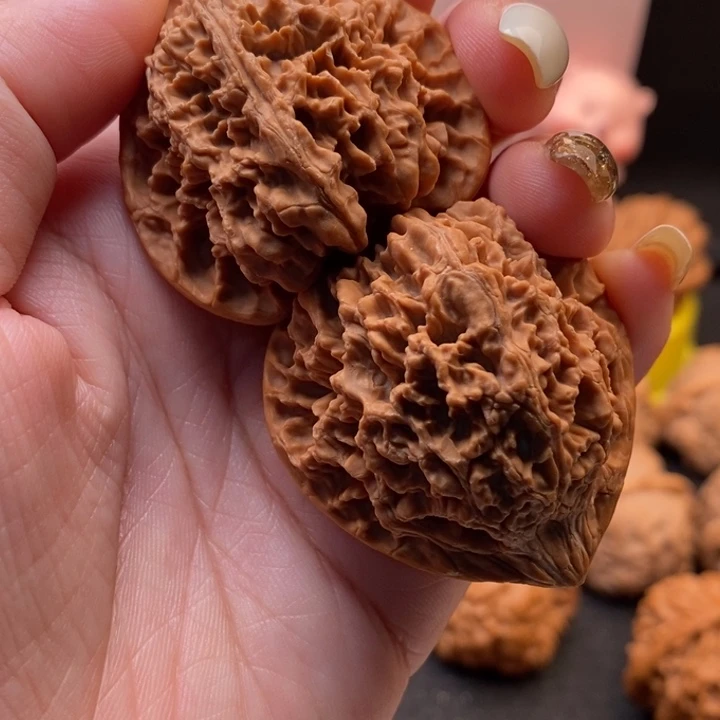 文玩核桃把件Ｄ文玩核桃把件满天星