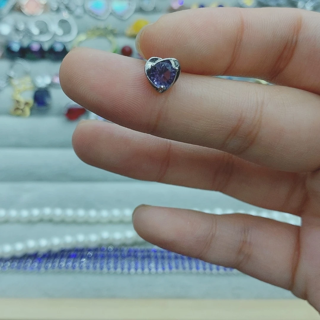 【闪购商品】银S925镶嵌耳饰托帕石