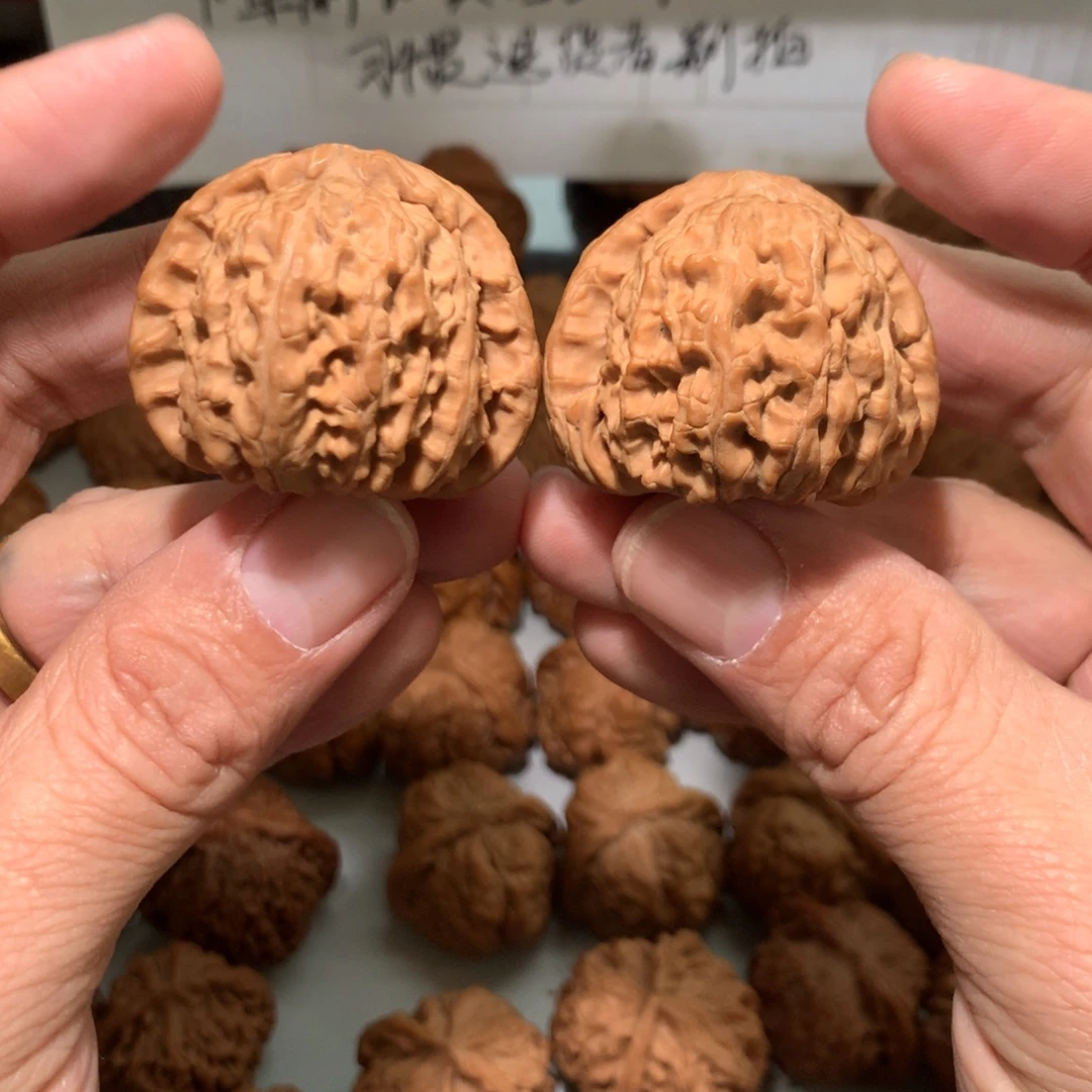 把件文玩核桃三角白下播福利
