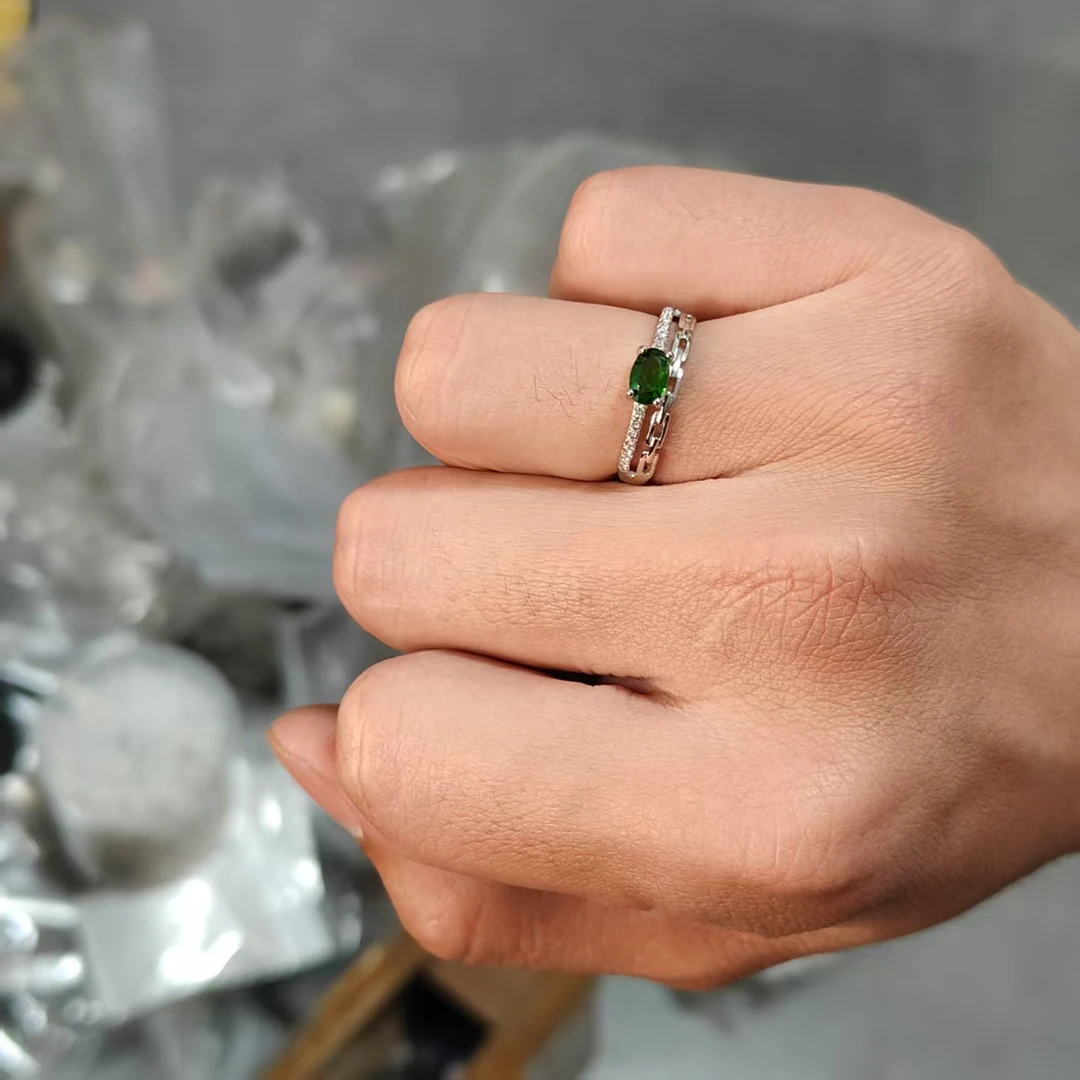 925银贝壳戒指 （志）绿色炫彩银戒指一个