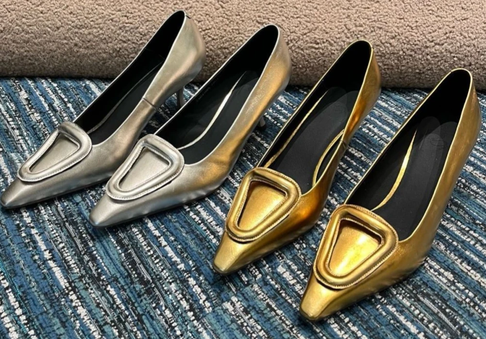 YAO PPARENTT-CCIILD时尚金属长扣浅口尖头单鞋女中跟鞋NA00562