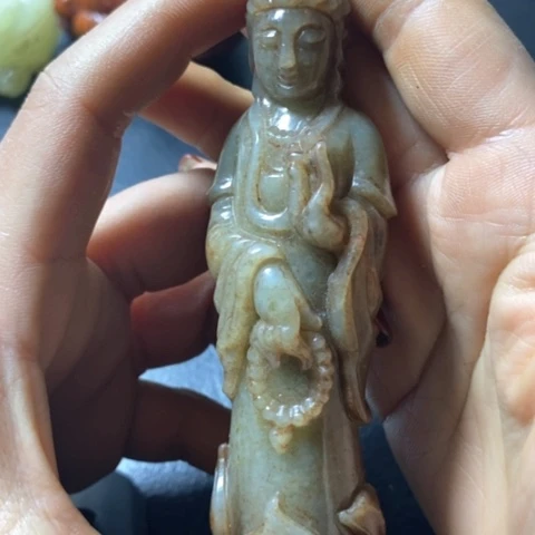 白玉菩提吊坠君****>摆件