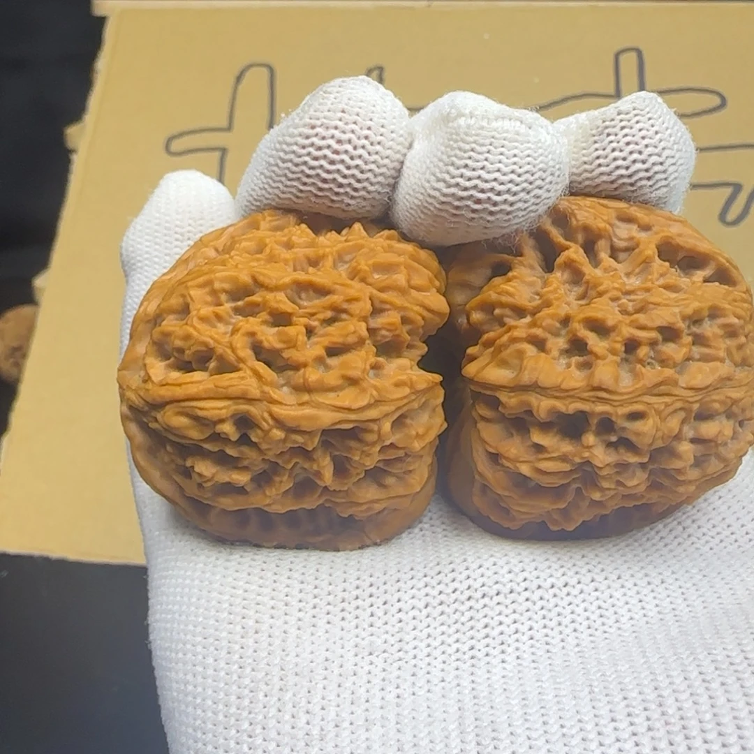 小***K龙脊菩提吊坠南疆石