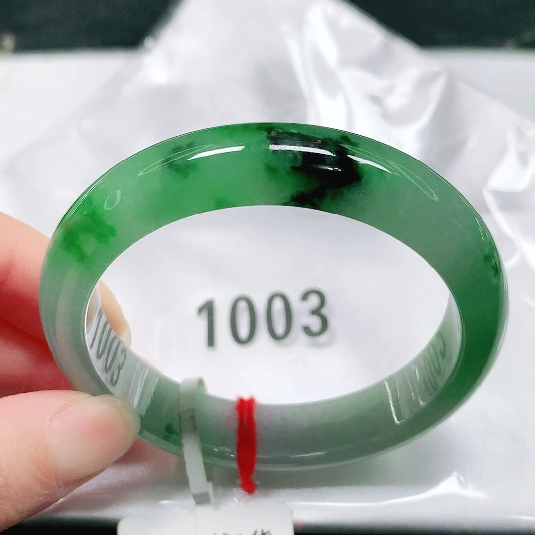 翡翠未镶嵌手镯74 号翡翠手镯