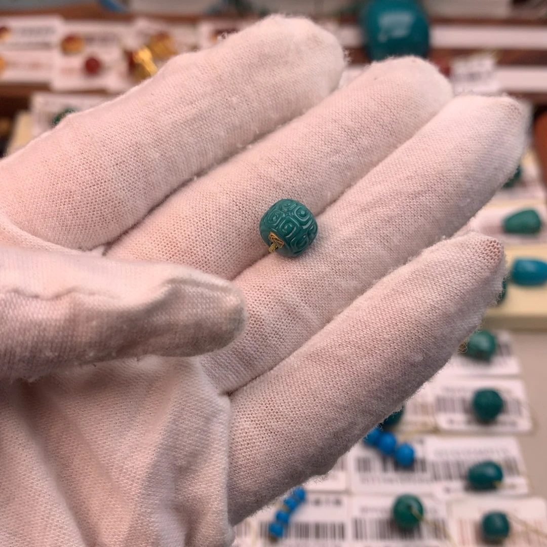 绿松石未镶嵌配饰凡