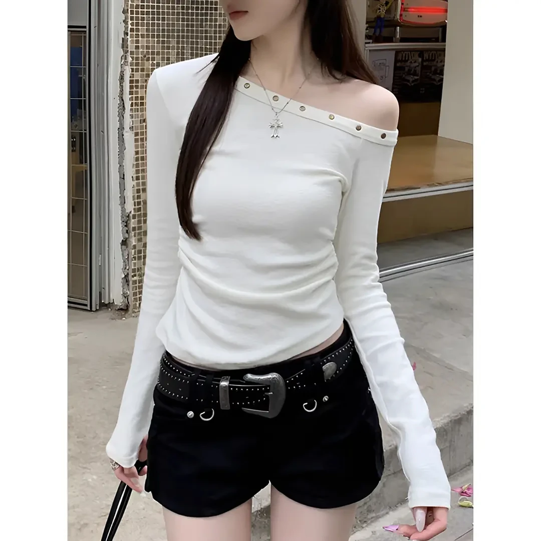 1201-秋季新款潮流韩版铆钉气质斜肩长袖T恤女修身百搭显瘦上衣